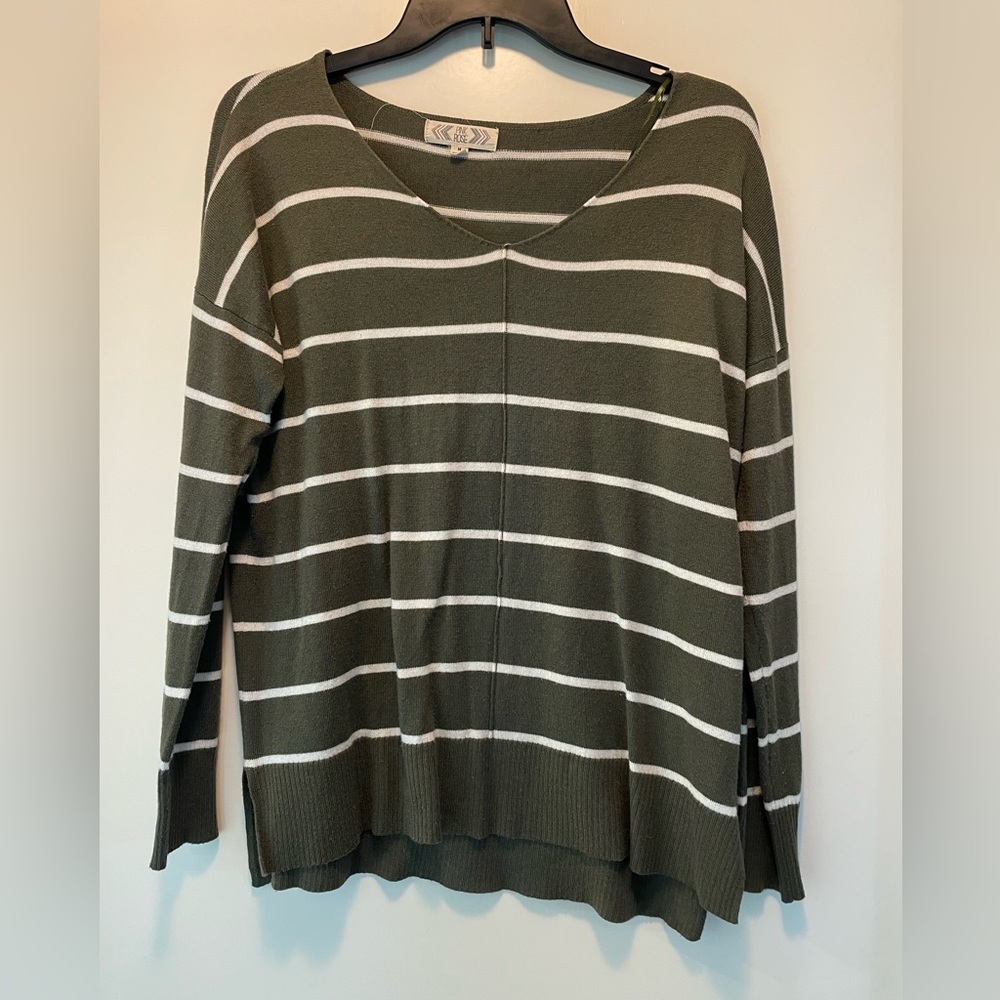 COPY - Pink Rose Women’s Green Striped Sweater Size Medium